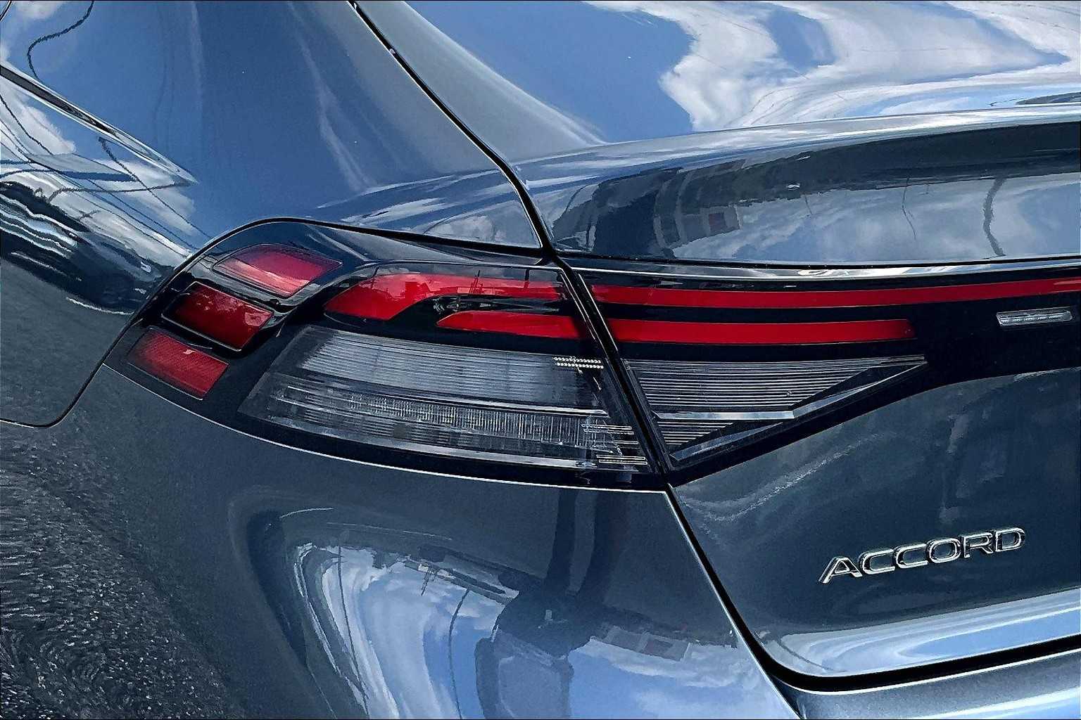 2024 Honda Accord EX photo 23