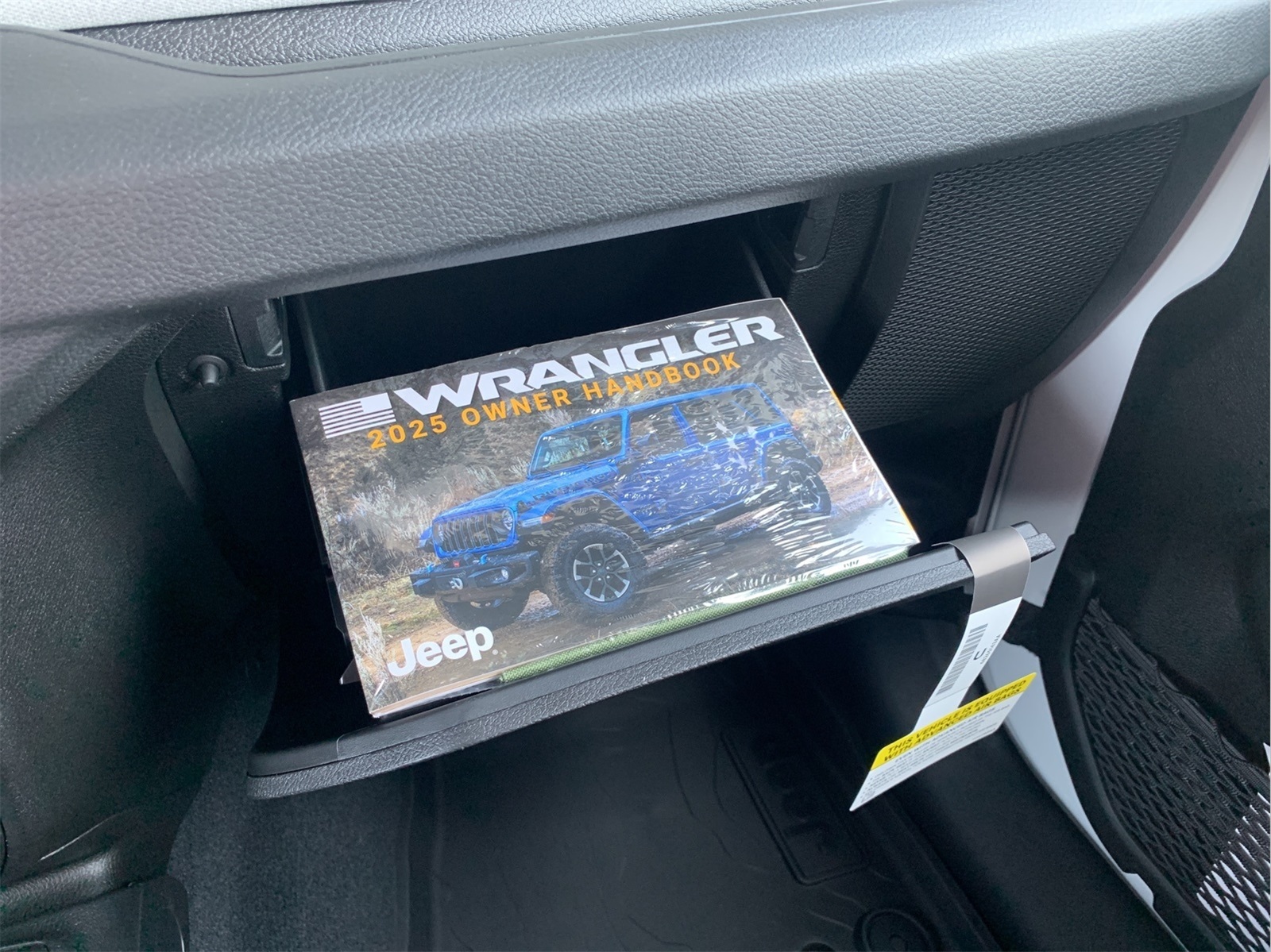 2025 Jeep Wrangler Sport S photo 22
