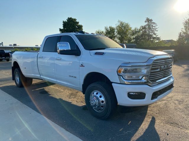 2024 Ram 3500 Laramie photo 6