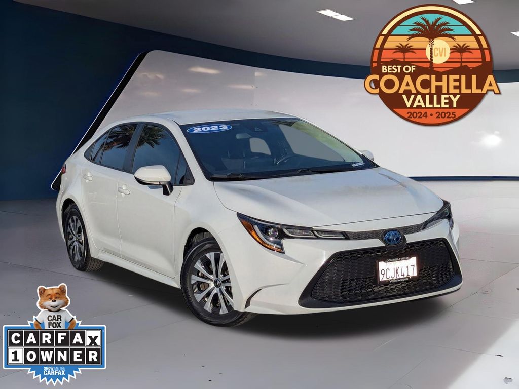 2022 Toyota Corolla LE's photo