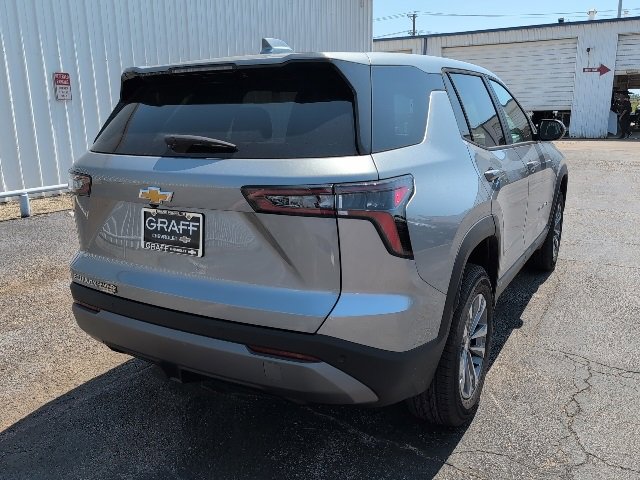 2026 Chevrolet Equinox LT photo 32