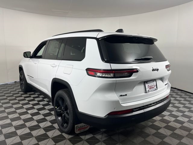 2025 Jeep Grand Cherokee L photo 3