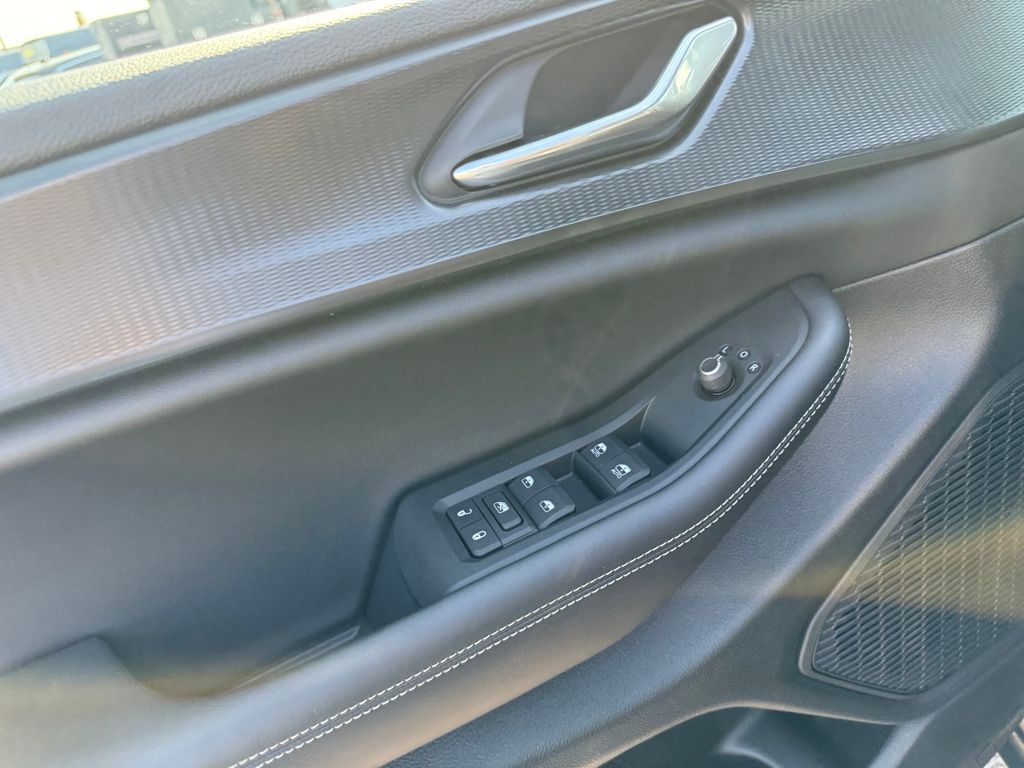 2025 Jeep Grand Cherokee Altitude X photo 11