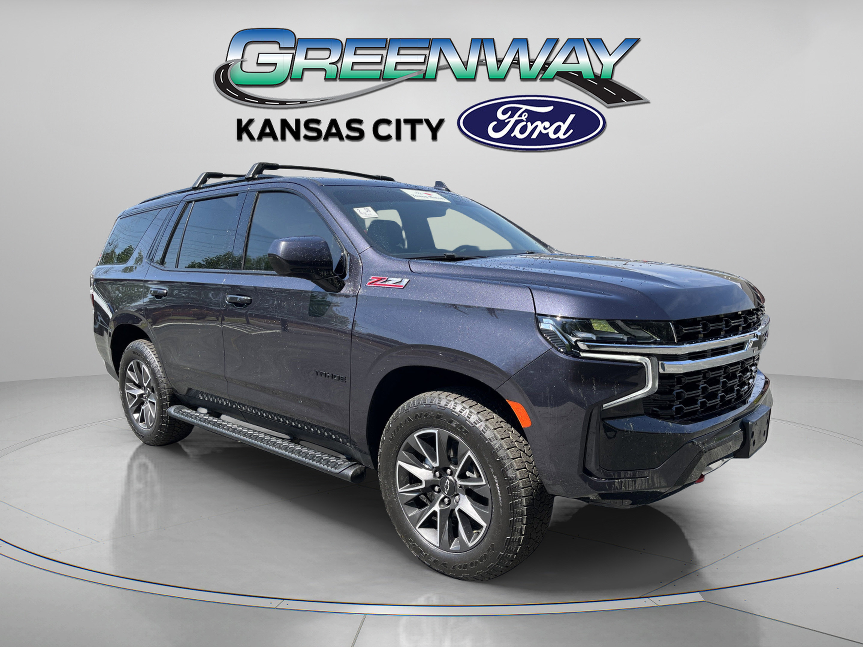 Used 2022 Chevrolet Tahoe Z71 with VIN 1GNSKPKD1NR140841 for sale in Kansas City