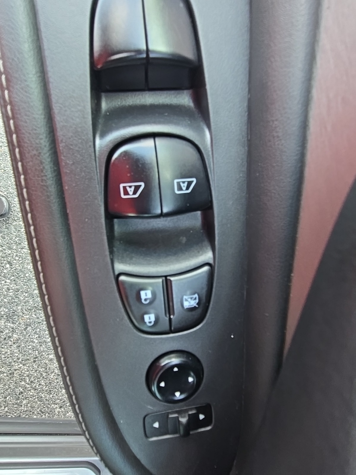 2023 Nissan Murano SV photo 14