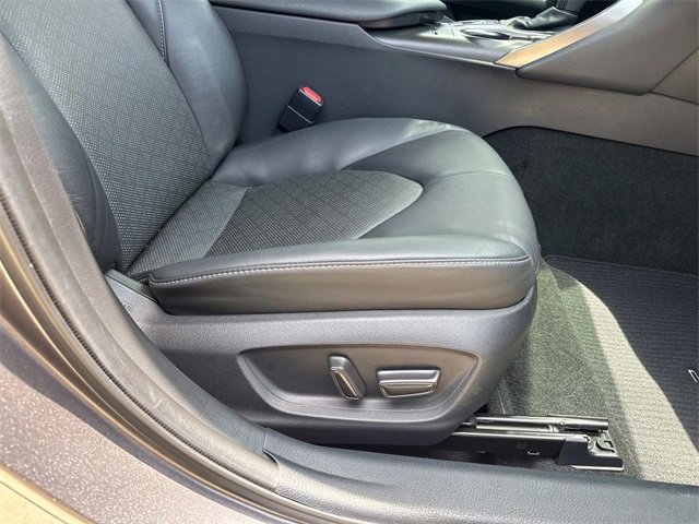 2021 Toyota Camry XSE photo 11