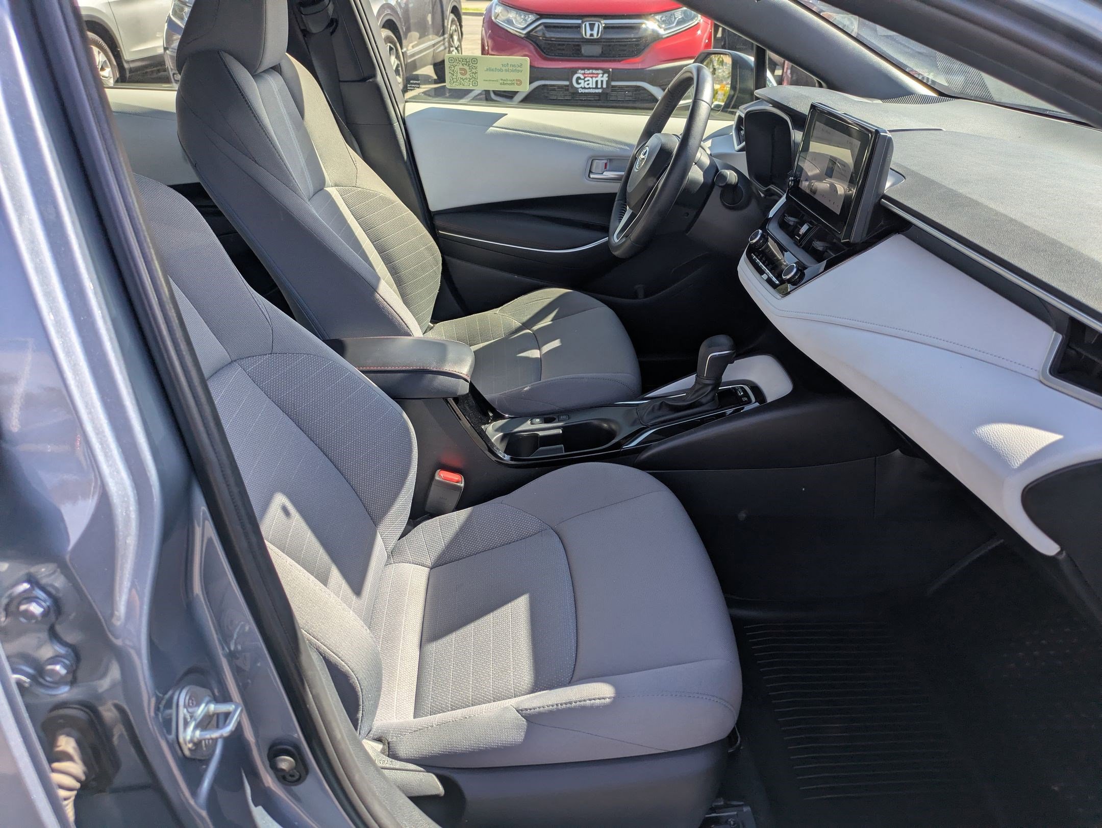 2023 Toyota Corolla Hybrid SE photo 28