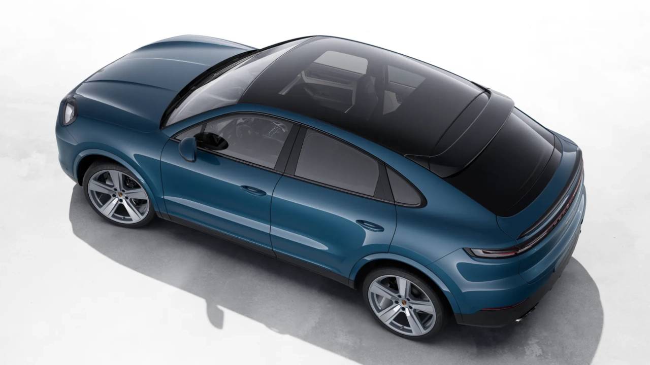 2026 Porsche Cayenne Coupe photo 4
