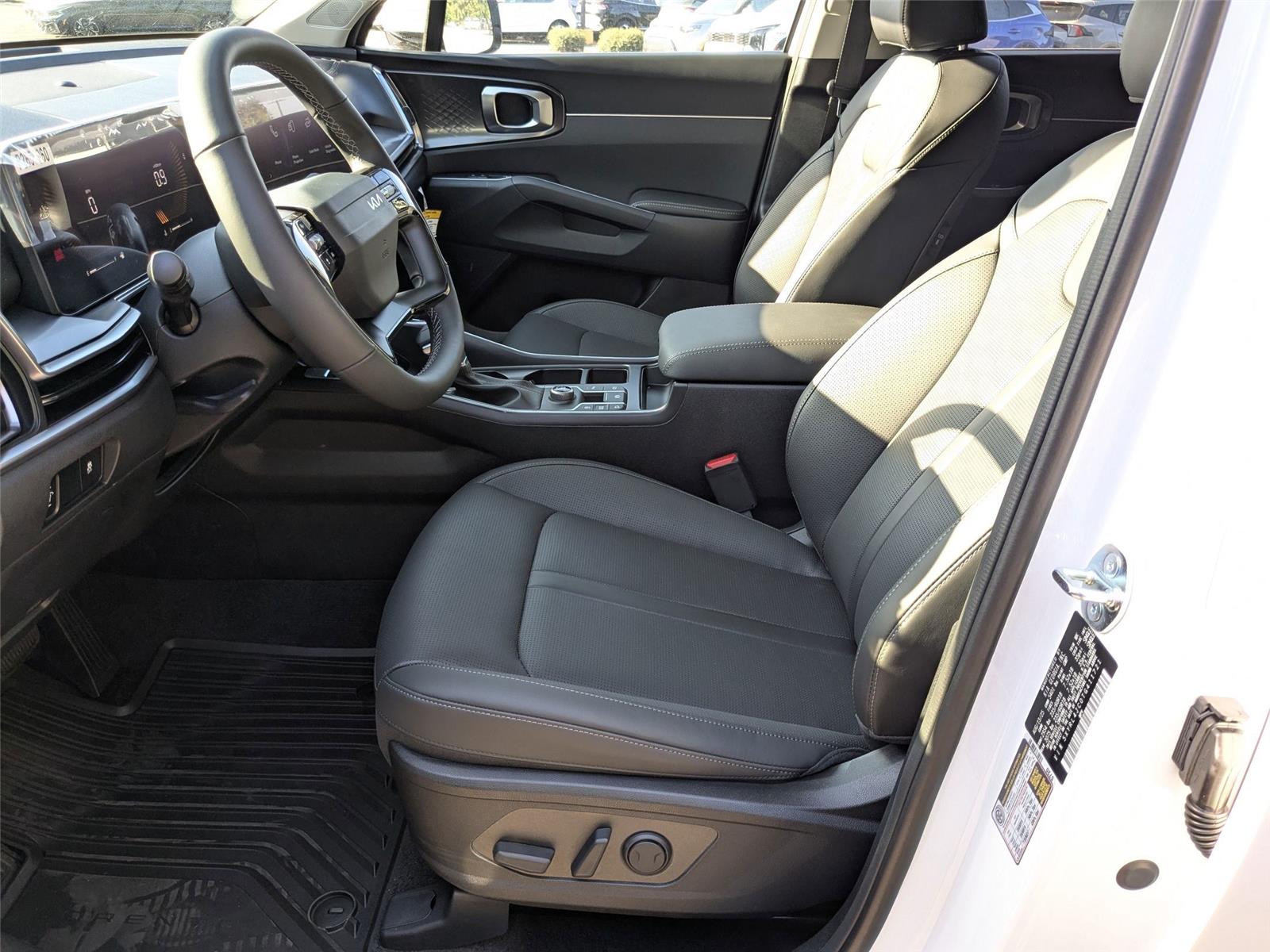 2026 Kia Sorento S photo 14