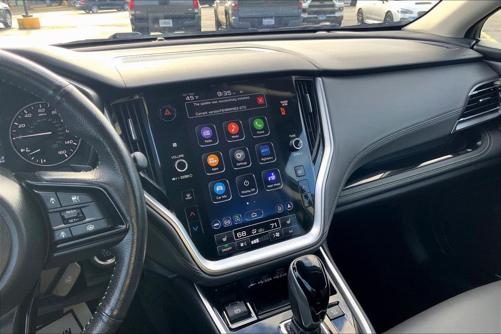 2024 Subaru Outback Onyx Edition XT photo 3