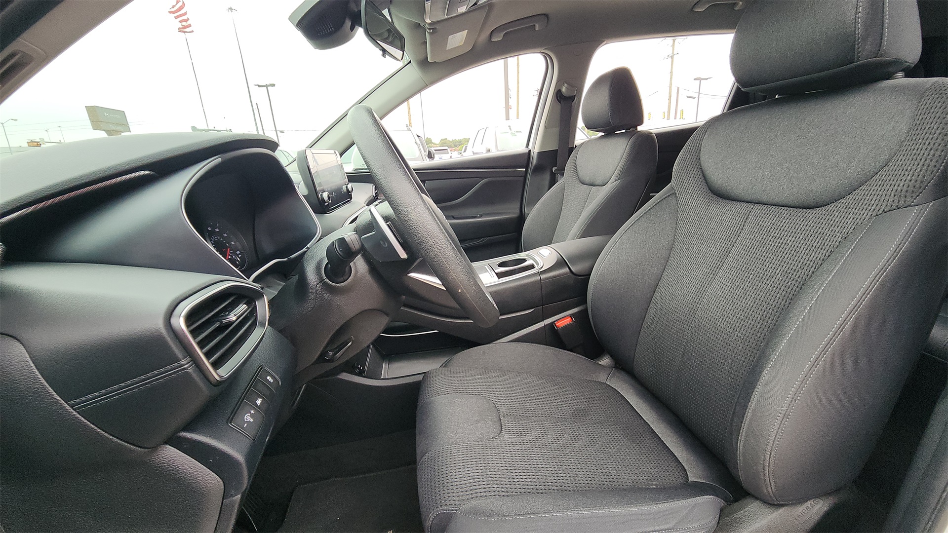 2022 Hyundai Santa Fe SEL photo 9