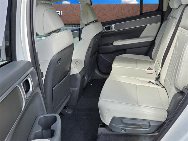 2026 Hyundai Santa Fe SEL photo 4