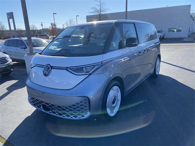 2025 Volkswagen ID. Buzz photo 3