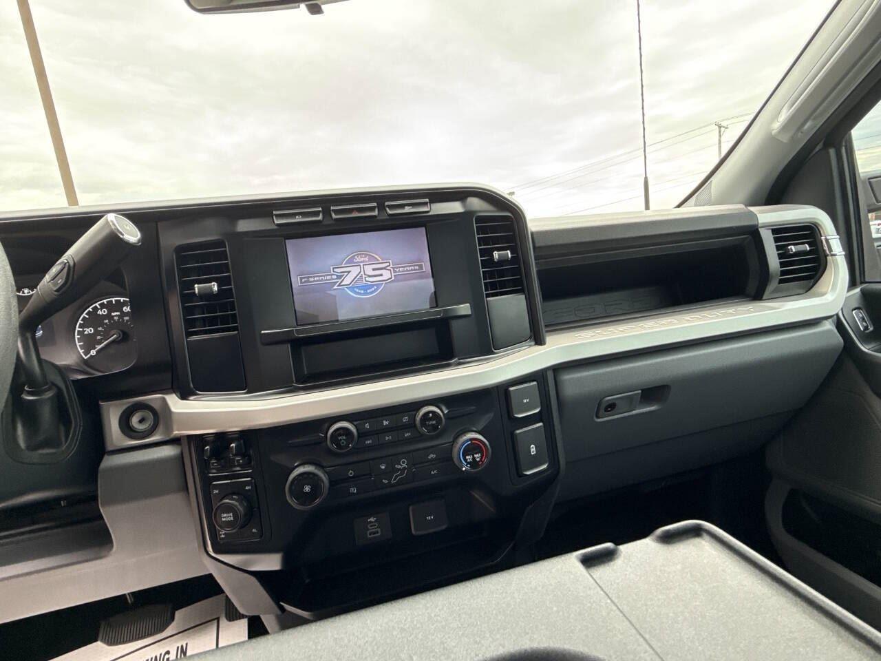 2023 Ford F-250 XL photo 5
