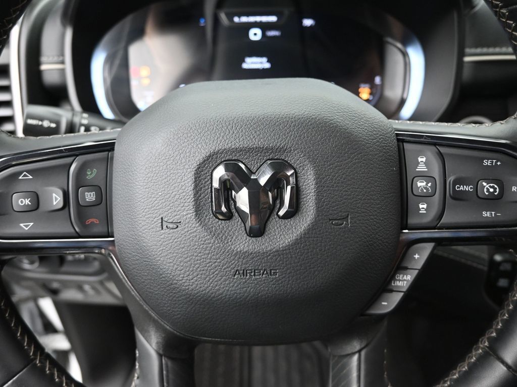 2024 Ram 1500 Limited photo 11