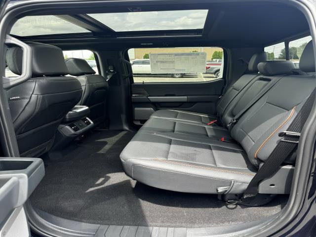 2025 Ford F-150 Lariat photo 25