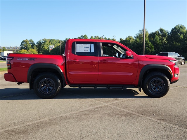 2026 Nissan Frontier Crew Cab PRO-4X photo 2