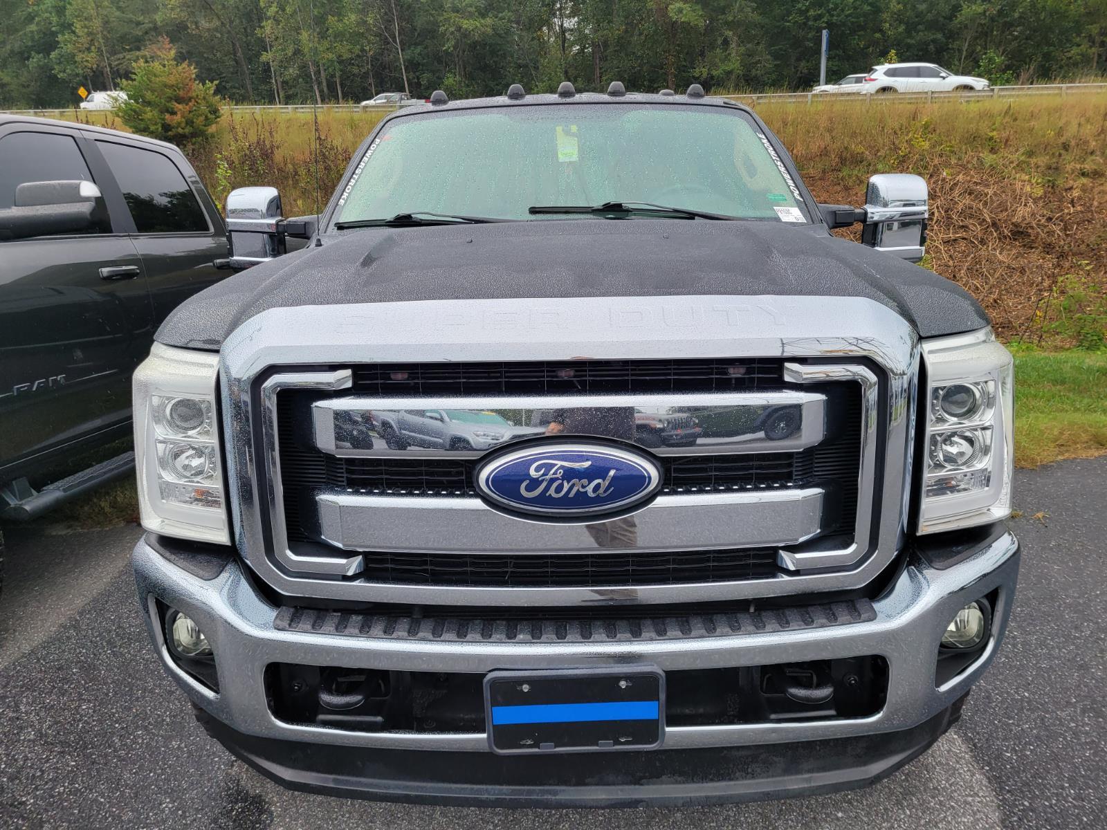2011 Ford F-250 King Ranch photo 2