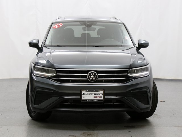 2023 Volkswagen Tiguan SE photo 3