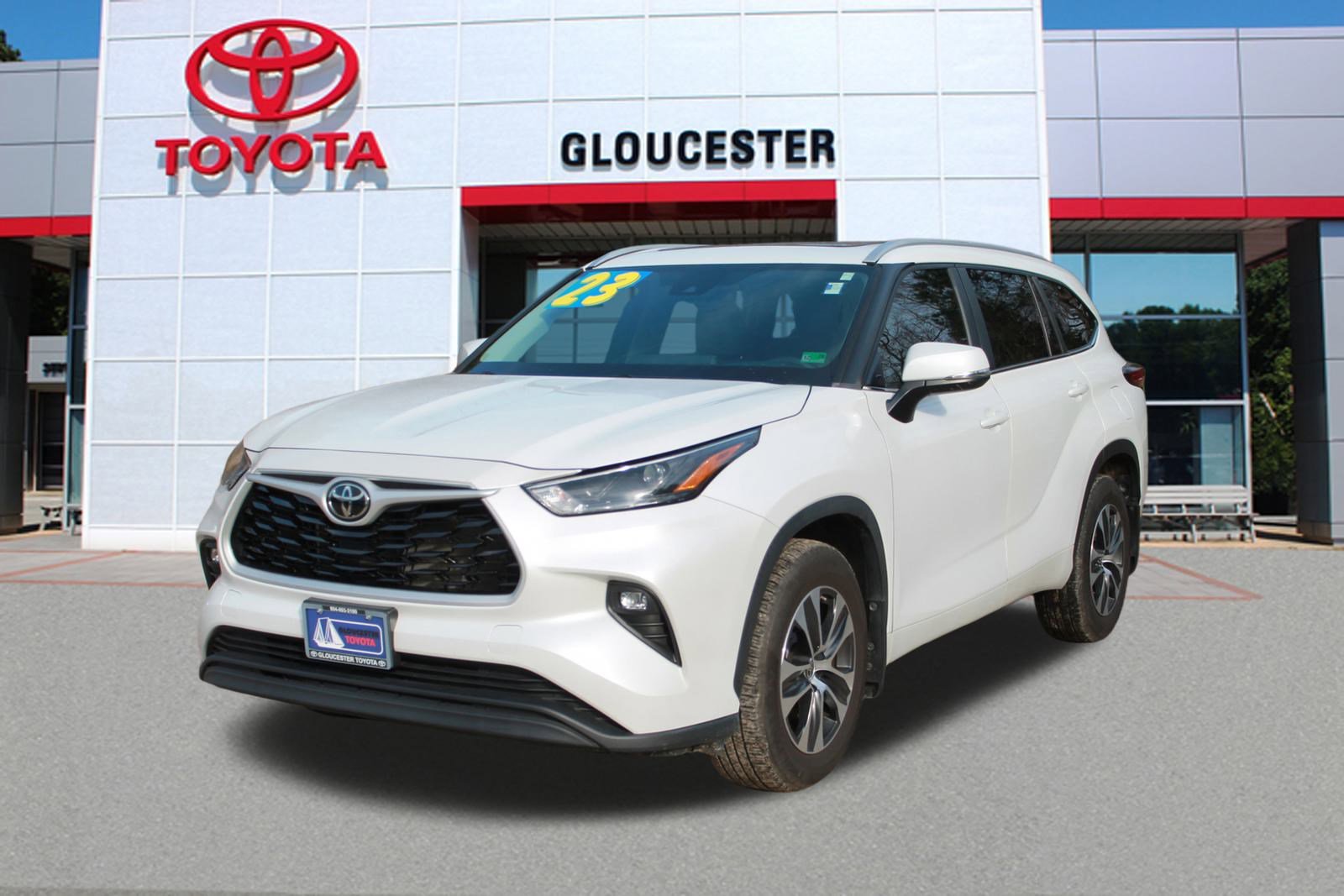 2023 Toyota Highlander XLE's photo