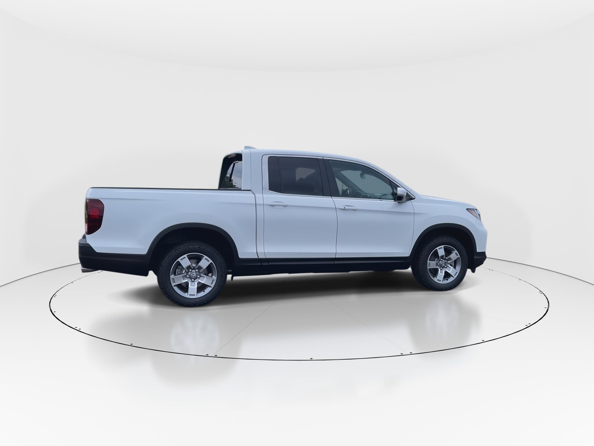 2025 Honda Ridgeline RTL photo 2