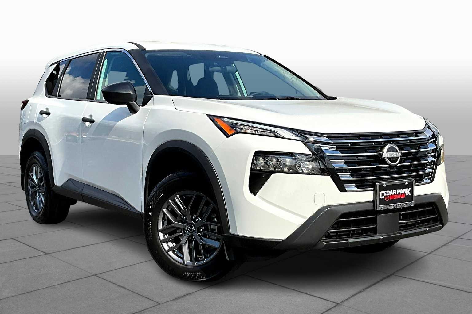 2026 Nissan Rogue S photo 2