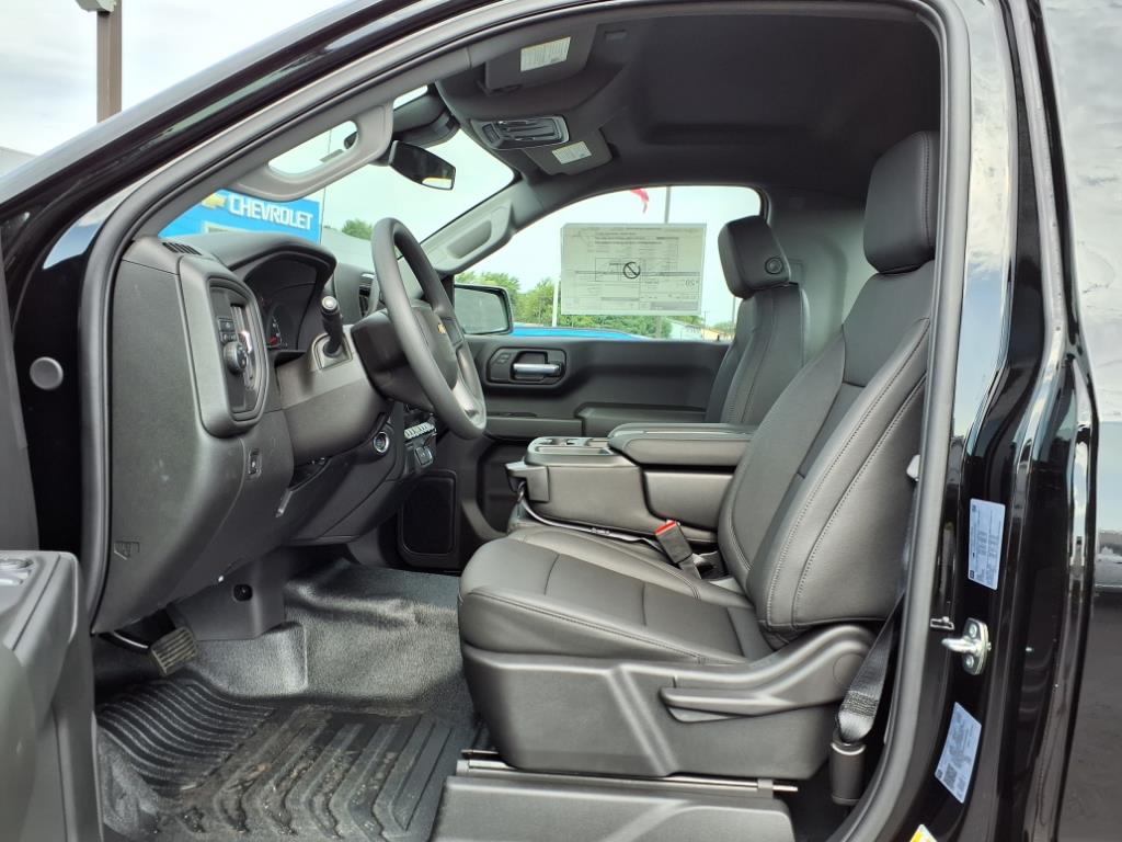 2026 Chevrolet Silverado 1500 Work Truck photo 3