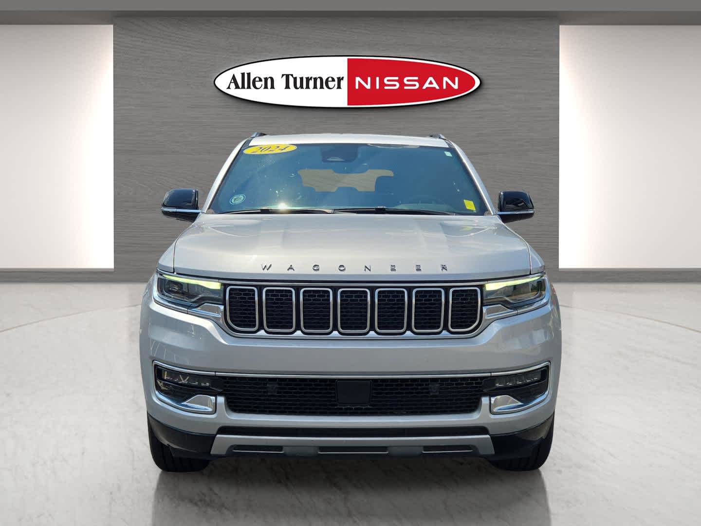 2024 Jeep Wagoneer L Series II photo 4