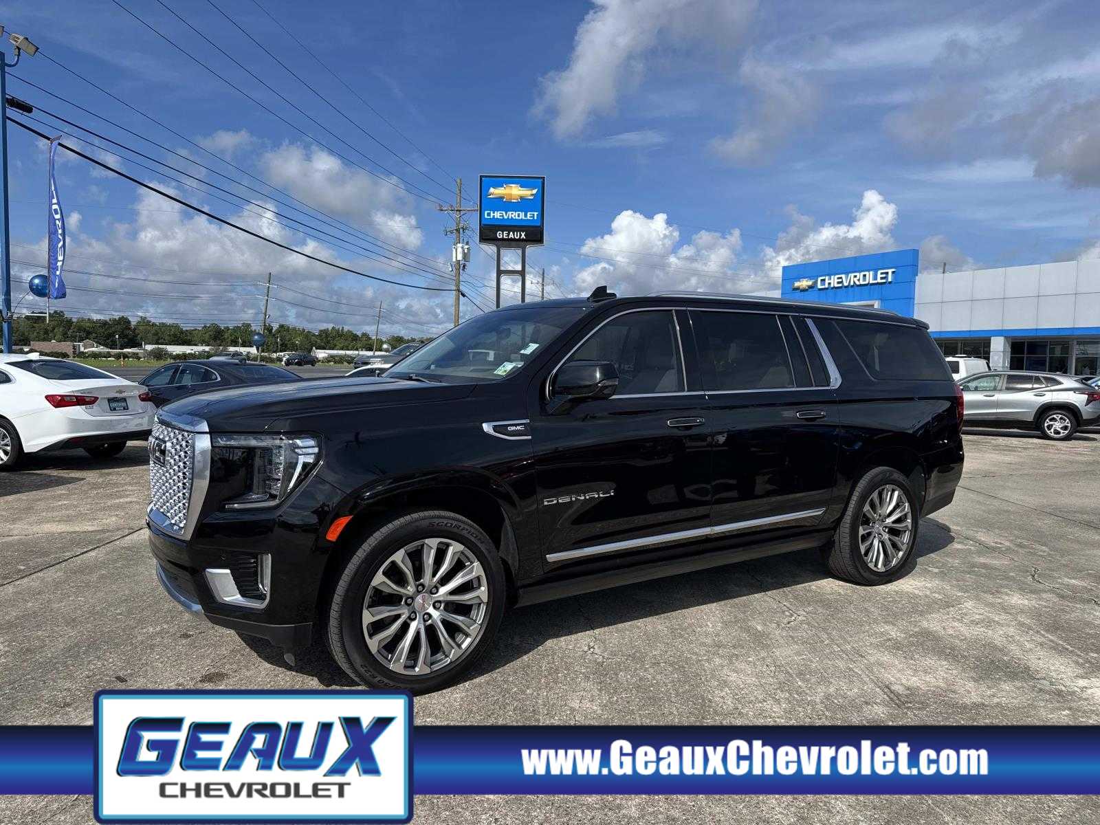 2021 GMC Yukon XL Denali's photo
