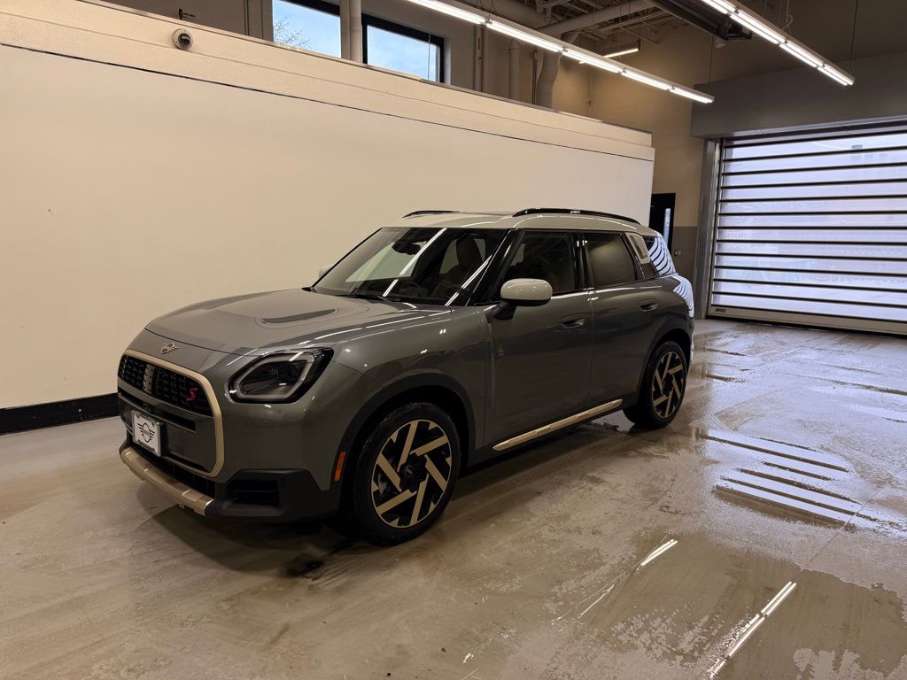 2026 MINI Countryman S's photo