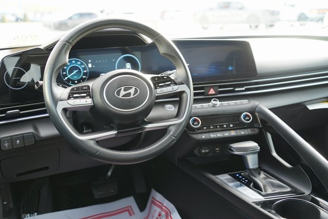 2024 HYUNDAI ELANTRA - Image 10