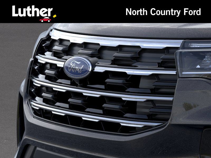 2025 Ford Explorer photo 14