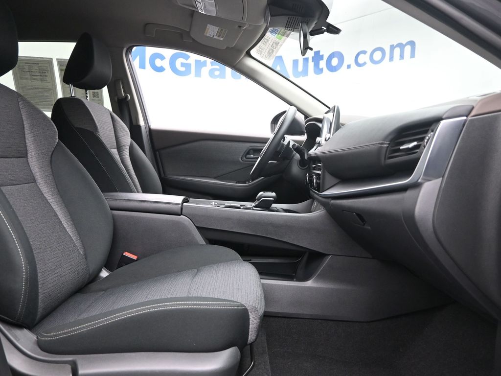 2021 Nissan Rogue S photo 5