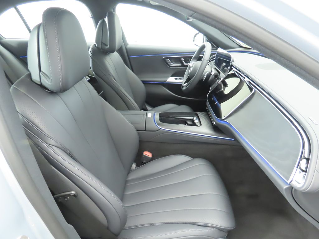 2026 Mercedes Benz E 350 4MATIC photo 19