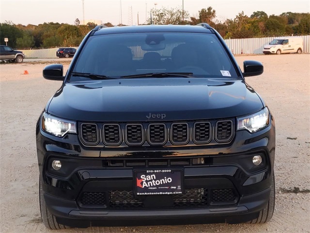 2026 Jeep Compass Latitude Altitude photo 2