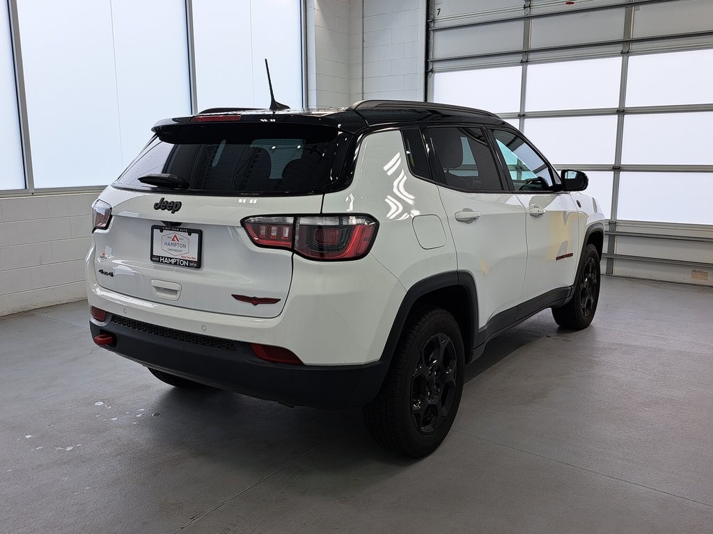2024 Jeep Compass Trailhawk photo 3