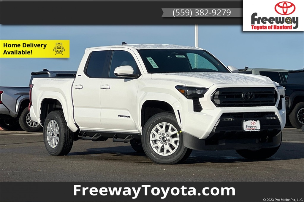 2026 Toyota Tacoma SR5's photo