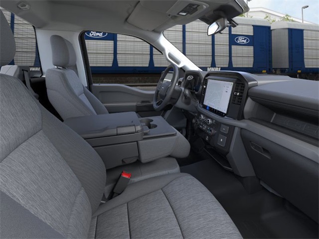 2025 Ford F-150 XL photo 7