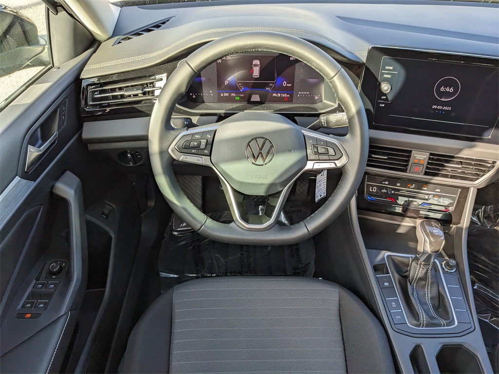 2025 Volkswagen Jetta 1.5T S photo 13