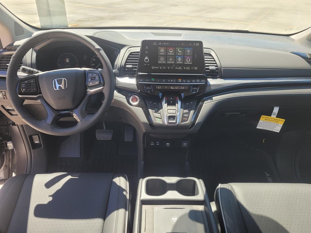 2026 Honda Odyssey Elite photo 9