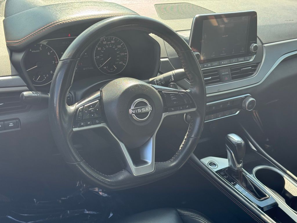 2024 Nissan Altima 2.5 SR photo 16