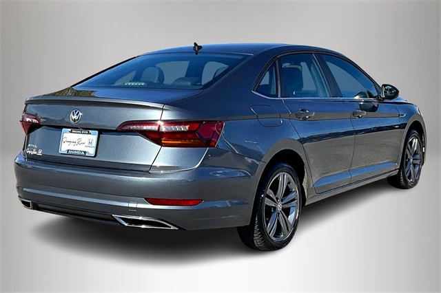 2019 Volkswagen Jetta R-Line photo 4