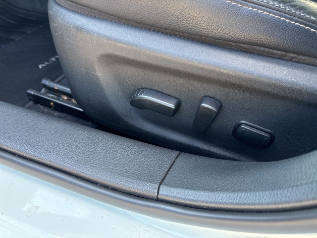 2019 Nissan Altima 2.5 Platinum photo 12
