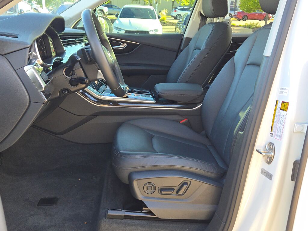 2022 Audi Q7 55 Premium Plus photo 23