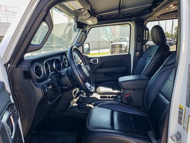 2021 Jeep Wrangler Unlimited Sahara photo 9