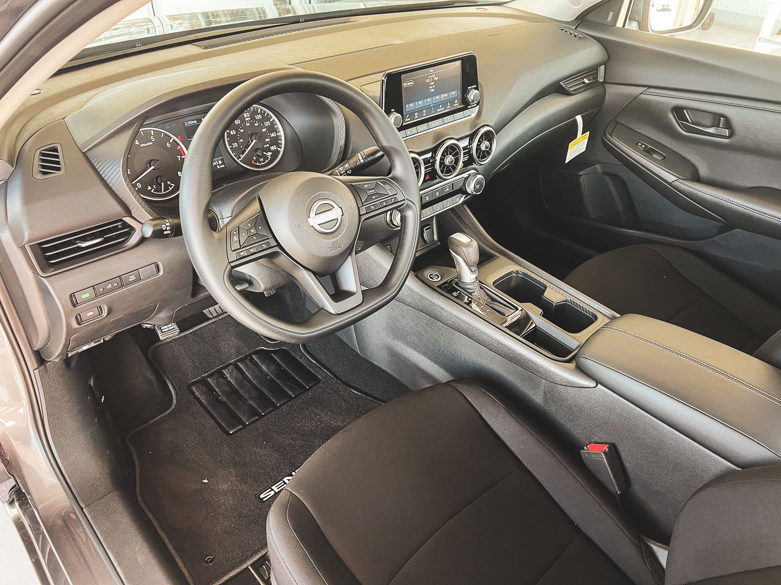 2025 Nissan Sentra S photo 23