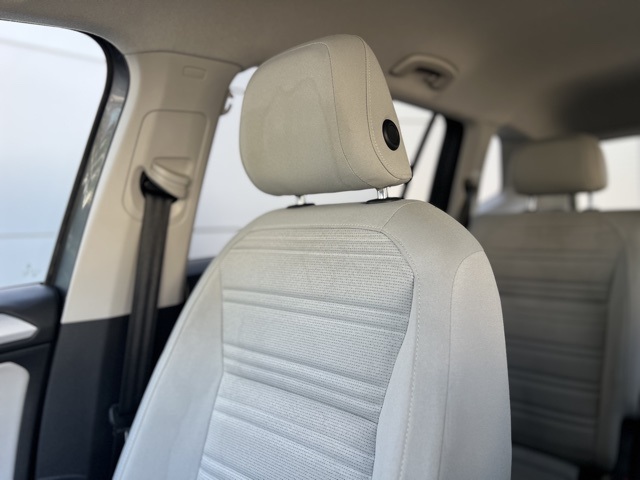 2022 Volkswagen Tiguan S photo 39