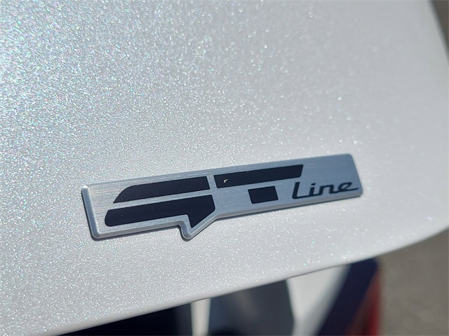 2025 Kia K4 GT-Line Turbo photo 7