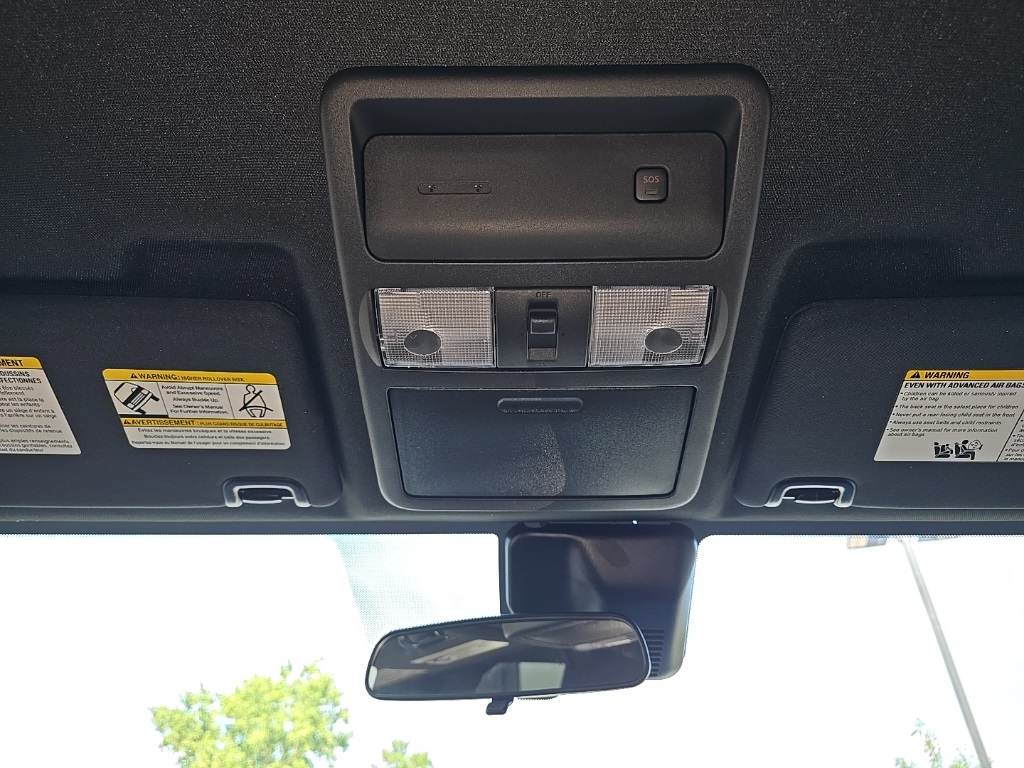 2025 Nissan Frontier Crew Cab PRO-4X photo 19