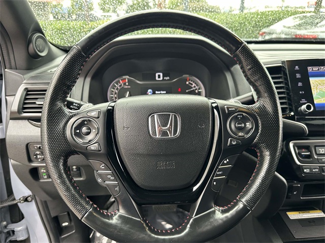 2023 Honda Ridgeline Black Edition photo 18